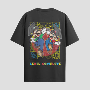 Playera urbana de anime y gaming ExtraLife MX, corte Standard Fit unisex ligero y transpirable en color Deep Black y Pure White, ropa de uso diario para gym y casual.