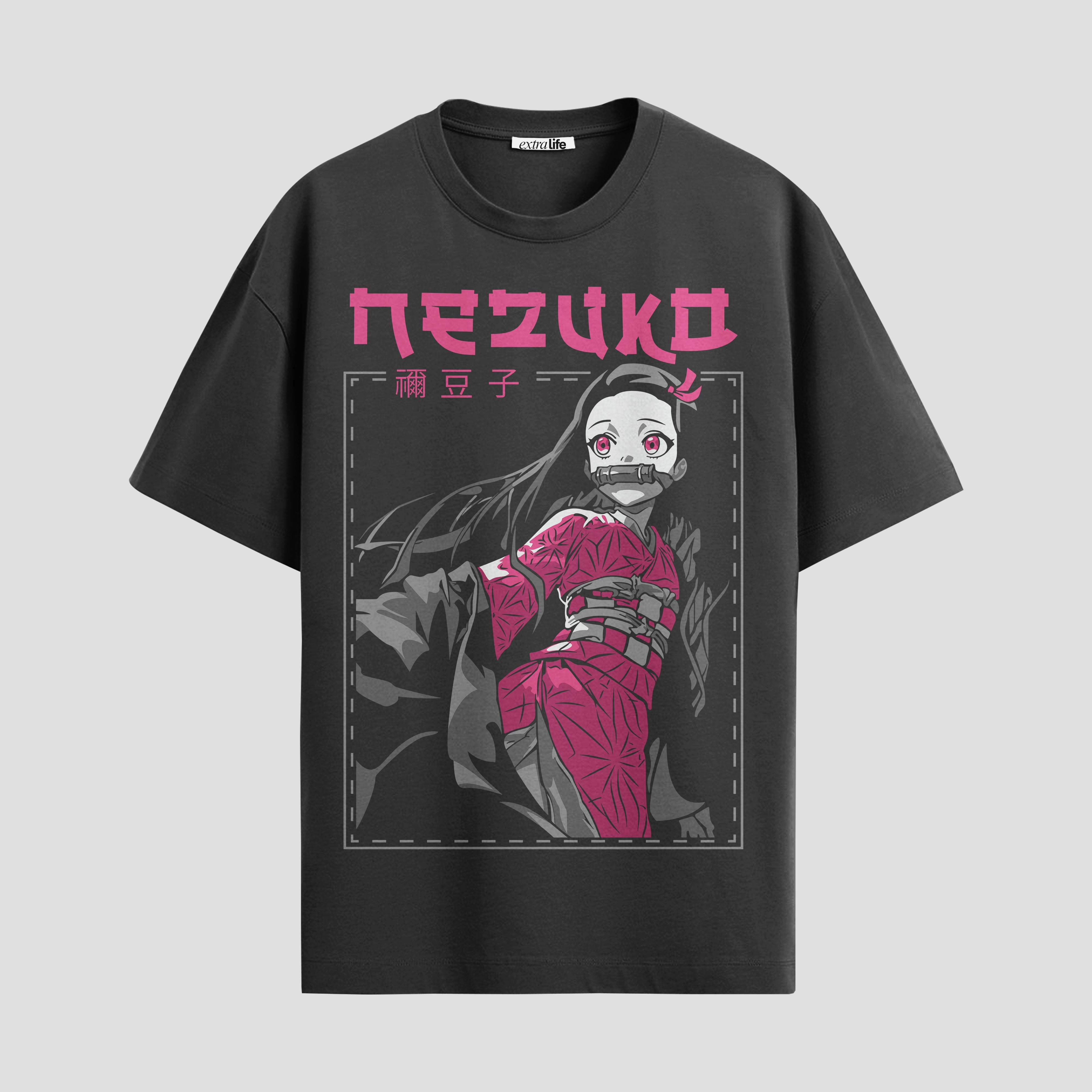 Playera urbana de anime y gaming ExtraLife MX, corte Standard Fit unisex ligero y transpirable en color Deep Black y Pure White, ropa de uso diario para gym y casual.